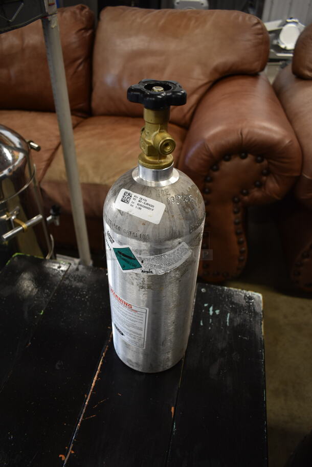 Carbon Dioxide Tank. Buyer Must Pick Up - We Will Not Ship This Item - Image 2 of 6