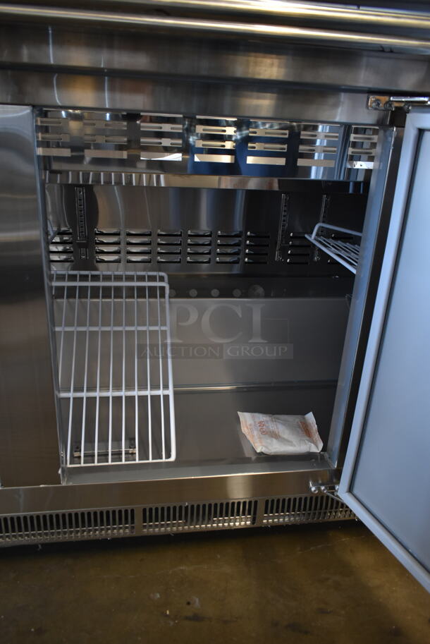 BRAND NEW SCRATCH AND DENT! 2023 Avantco 178SSCFT72HC Stainless Steel Commercial Refrigerated Salad Bar. 115 Volts, 1 Phase. Tested and Working! - Image 5 of 8
