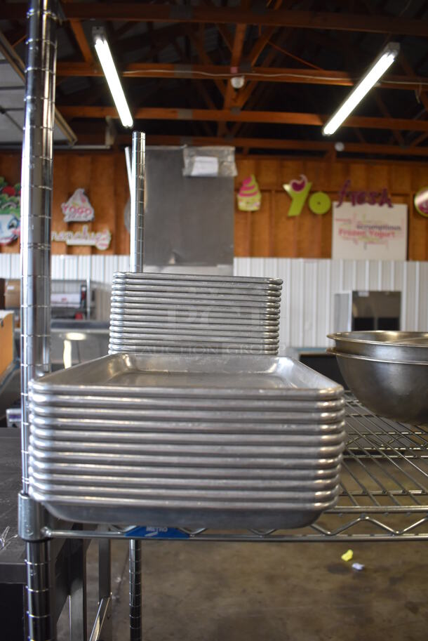 35 Metal Baking Pans. 9.5x13x1. 36 Times Your Bid! - Image 2 of 8