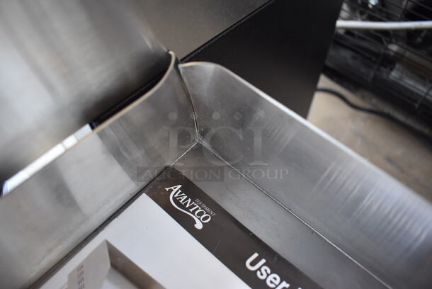 BRAND NEW SCRATCH AND DENT! Avantco 177EG30N Stainless Steel Commercial Countertop 30" Electric Powered Flat Top Griddle. 208/240 Volts. 30x20x13. Tested and Working! - Image 7 of 8