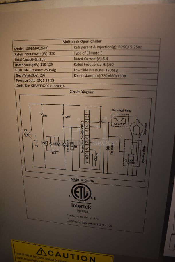 BRAND NEW SCRATCH AND DENT! Avantco 189BMAC26HC Metal Commercial Open Grab N Go Merchandiser on Commercial Casters. 110-120 Volts, 1 Phase. 28x26x59.5. Tested and Working! - Image 10 of 11
