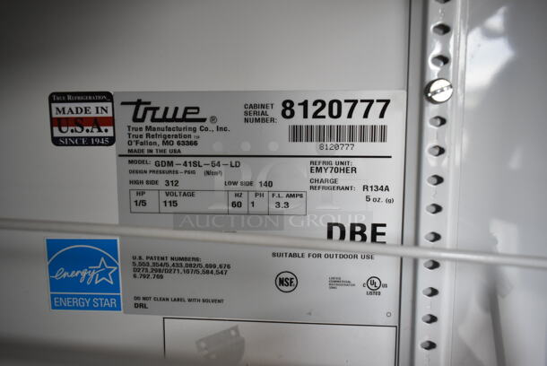2015 True GDM-41SL-54-LD Metal Commercial 2 Door Reach In Cooler Merchandiser w/ Poly Coated Racks. 115 Volts, 1 Phase. Tested and Working! - Image 4 of 4