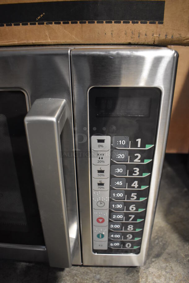 LIKE NEW! 2022 Amana RCS10TS Stainless Steel Commercial Countertop Stackable Microwave with Push Button Controls. Used a Few Times at Trade Show as a Demonstration. 120 Volts, 1 Phase. 22x16x14. Tested and Working! - Image 4 of 7
