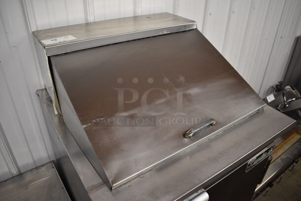 2012 Leader LM27 S/C Stainless Steel Commercial Sandwich Salad Prep Table Bain Marie Mega Top on Commercial Casters. 115 Volts, 1 Phase. 27x27x46. Tested and Powers On But Does Not Get Cold - Image 3 of 7