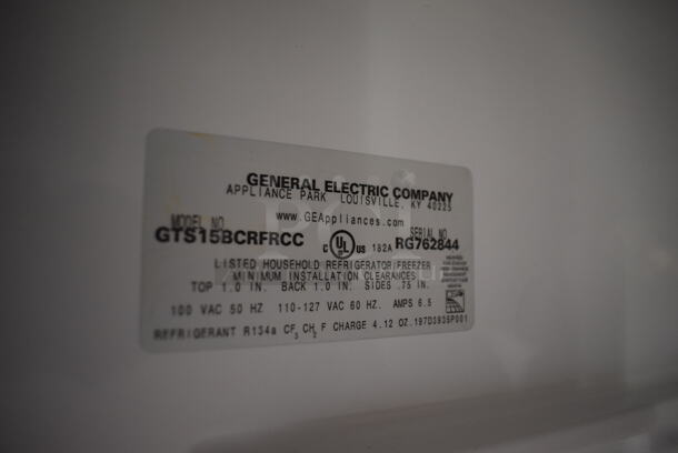 General Electric GTS15BCRFRCC Metal Cooler Freezer Combo Unit. 110-127 Volts, 1 Phase. 28x29x62. Tested and Working! - Image 7 of 7