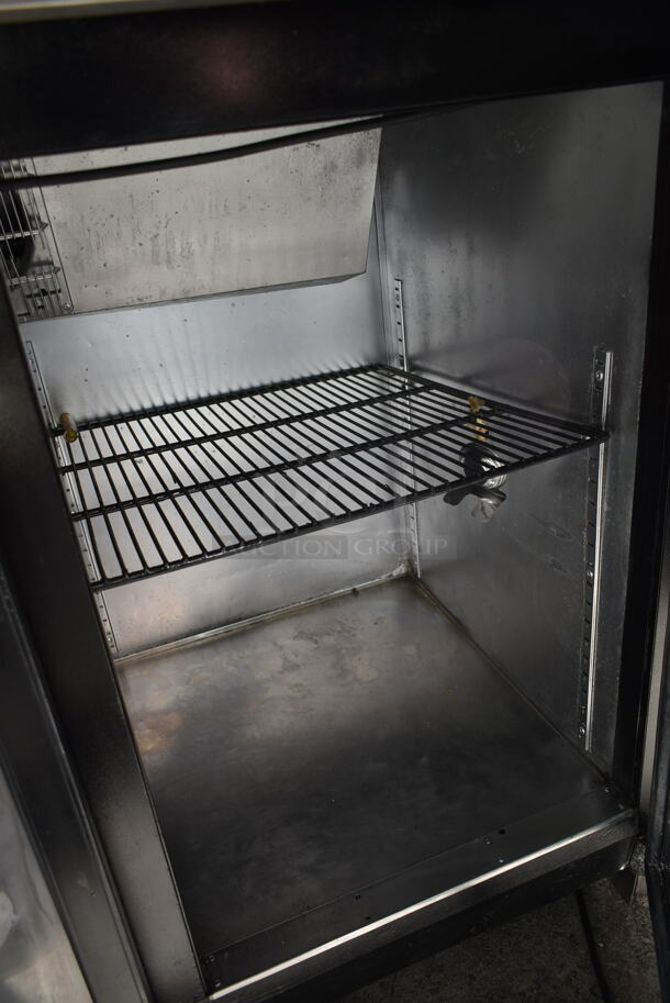 Everest Stainless Steel Commercial 2 Door Back Bar Cooler Merchandiser. 115 Volts, 1 Phase. Tested and Powers On But Does Not Get Cold - Image 7 of 8