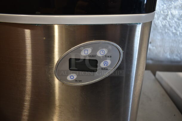 New Air AI-215SS Stainless Steel Commercial Countertop Ice Maker. 115 Volts, 1 Phase. - Image 3 of 6