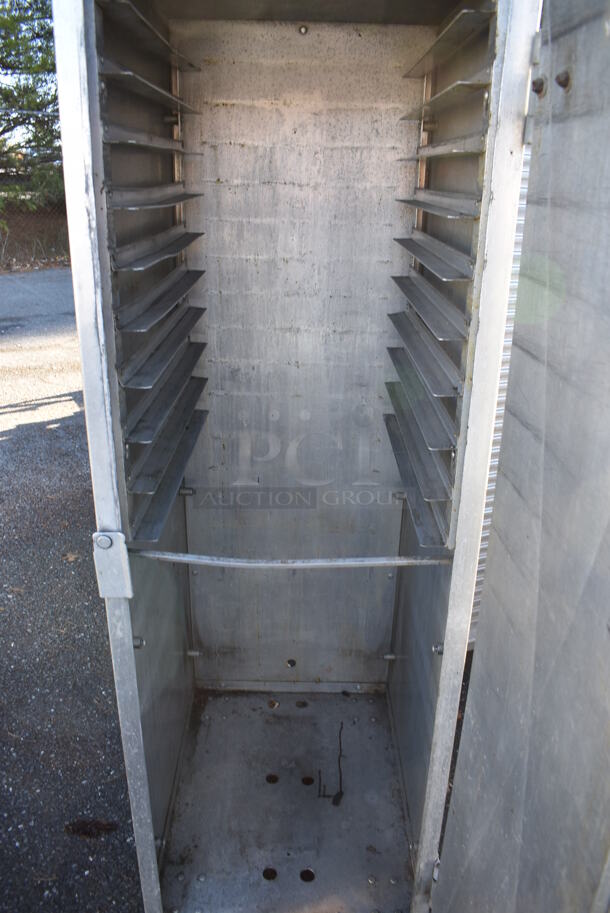 Metal Commercial Enclosed Pan Transport Rack on Commercial Casters. 28x20x69 - Image 6 of 9