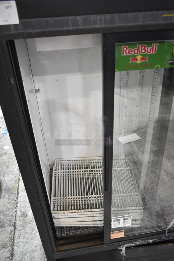 True GDM-41SL-60-HC-LD Metal Commercial 2 Door Reach In Cooler Merchandiser w/ Poly Coated Racks. 115 Volts, 1 Phase. Tested and Working! - Image 3 of 7