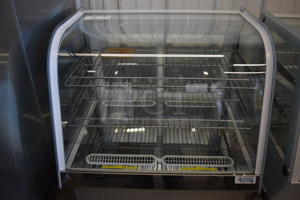 BRAND NEW SCRATCH AND DENT! Avantco 360BCDI28W Metal Commercial Countertop Refrigerated Display Case Merchandiser. 115 Volts, 1 Phase. 28x23x27. Tested and Working! - Image 5 of 8