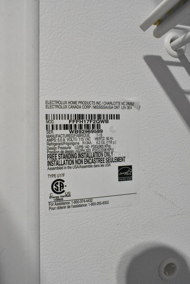 Frigidaire FFFH17F2QWB Metal Single Door Reach In Freezer. 115 Volts, 1 Phase. Tested and Working! - Image 5 of 5