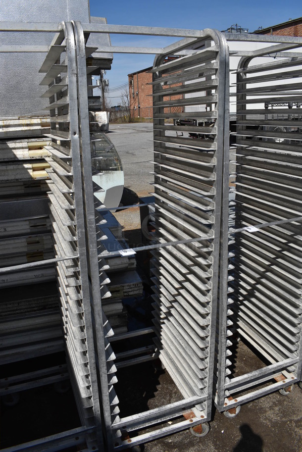 Metal Commercial Pan Transport Rack on Commercial Casters. 20.5x26x74 - Image 2 of 3