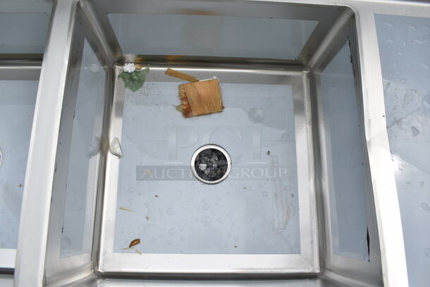 BRAND NEW SCRATCH AND DENT! Regency 600S32323224 121" 16-Gauge Stainless Steel Three Compartment Commercial Sink with Galvanized Steel Legs and 2 Drainboards - 23" x 23" x 12" Bowls. No Legs.   - Image 5 of 9