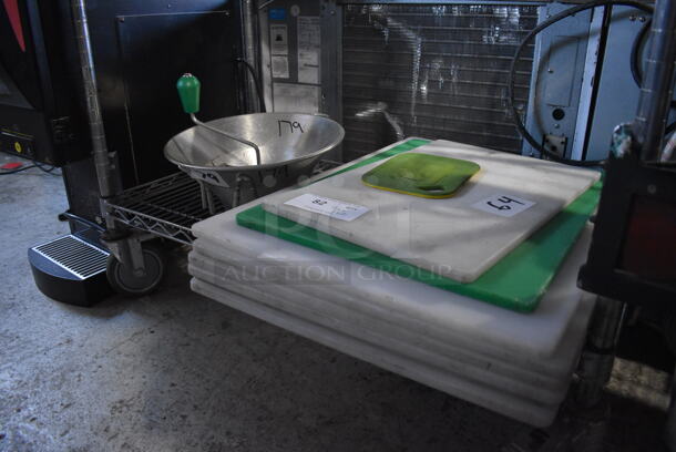 ALL ONE MONEY! Tier Lot of Metal Sifter and Cutting Boards  - Image 4 of 4