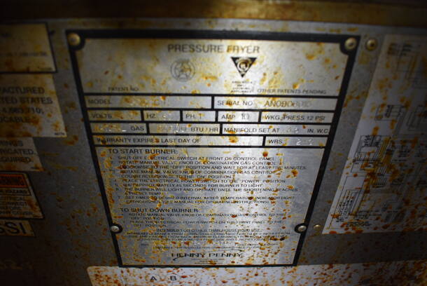 Henny Penny Model 600CC Stainless Steel Commercial Floor Style Natural Gas Powered Pressure Fryer on Commercial Casters. 80,000 BTU. 18x39x49 - Image 7 of 7