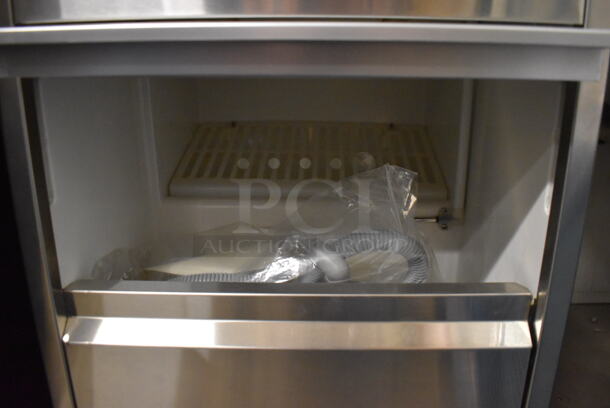 BRAND NEW SCRATCH AND DENT! Whynter FIM-450HS Stainless Steel Self Contained Ice Machine. 115 Volts, 1 Phase. 15x18.5x23. Tested and Working! - Image 4 of 6