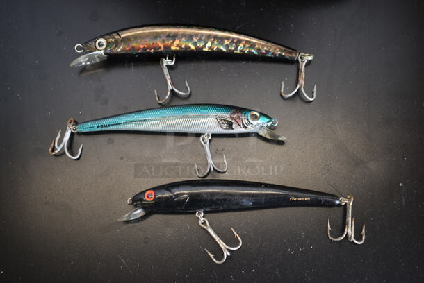 ALL ONE MONEY! Lot of Various Fishing Lures in Shimano Bag - Image 4 of 5