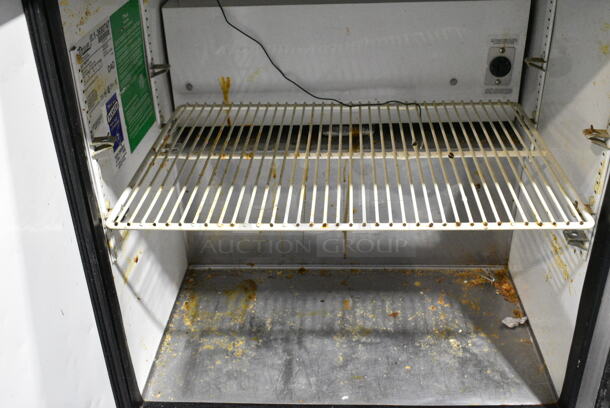 True TSSU-27-08 Stainless Steel Commercial Sandwich Salad Prep Table Bain Marie Mega Top on Commercial Casters. 115 Volts, 1 Phase. Tested and Powers On But Does Not Get Cold - Image 6 of 8