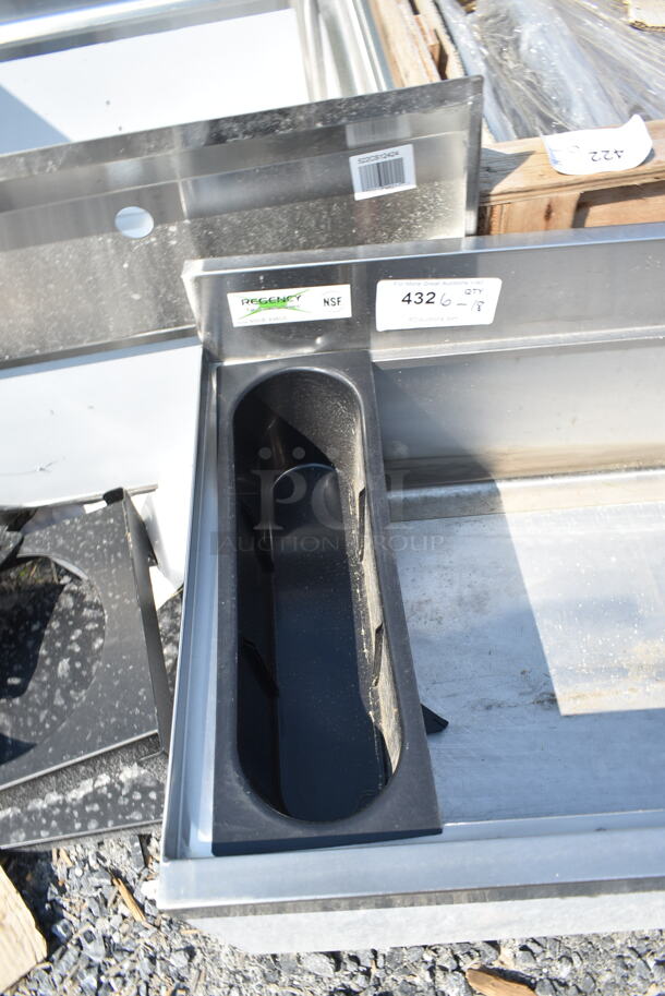 BRAND NEW SCRATCH AND DENT! Regency 600IB1836CP 18" x 36" Underbar Ice Bin with 7 Circuit Post-Mix Cold Plate and Bottle Holders - 79 lb. - Image 5 of 7