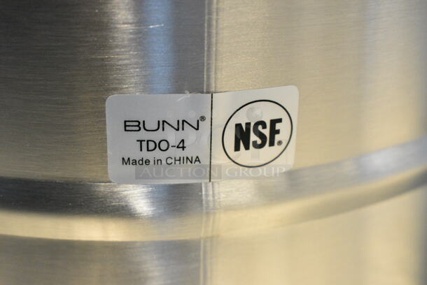 BRAND NEW SCRATCH AND DENT! Bunn 34100.0002 TDO-4 4 Gallon Iced Tea Dispenser with Brew-Through Lid - Image 8 of 8