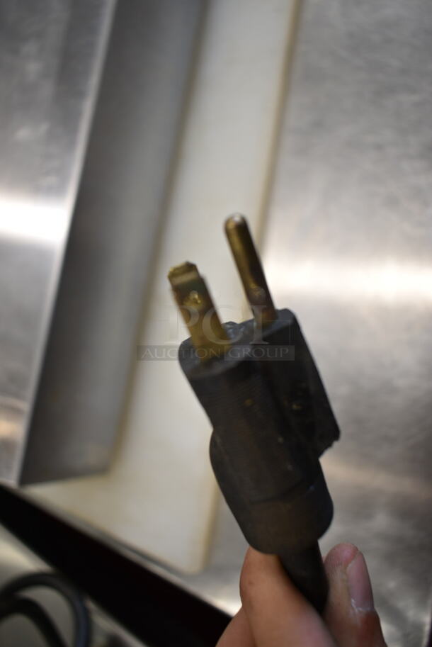 Piper Products 7132752 R3BCM Stainless Steel Commercial Electric Powered Buffet Station w/ 2 Over Shelves on Commercial Casters. 120 Volts, 1 Phase. Tested and Working! - Image 3 of 5