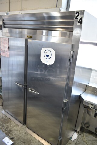Traulsen ARI232LUT-FHS Stainless Steel Commercial 2 Door Roll In Rack Cooler w/ 2 Ramps. 115 Volts, 1 Phase. Tested and Working!