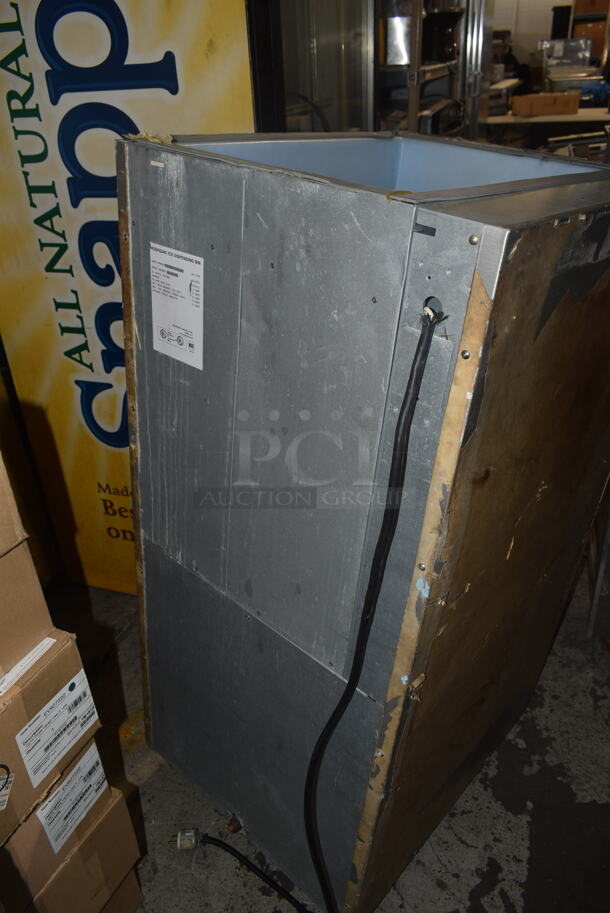Hoshizaki DB-130H Stainless Steel Commercial Ice Dispensing Bin. 115 Volts, 1 Phase.  - Image 6 of 7