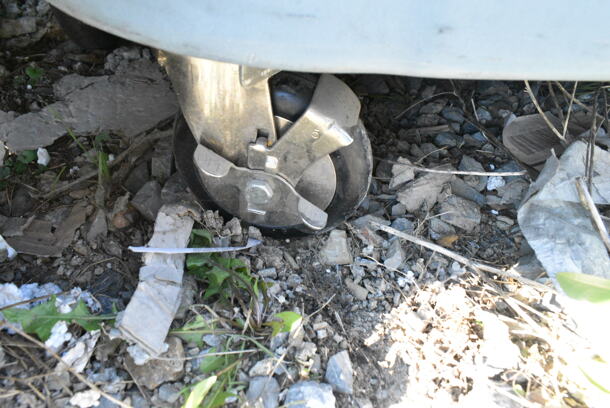 Metro Gray Poly Dish Caddy on Commercial Casters Including Approximately 44 Plates.  - Image 6 of 6