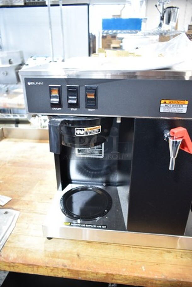 BRAND NEW SCRATCH AND DENT! 2022 Bunn VLPF 07400.0005 Stainless Steel Commercial Automatic Coffee Brewer with Two Lower Warmers. 120 Volts, 1 Phase.  - Image 3 of 8