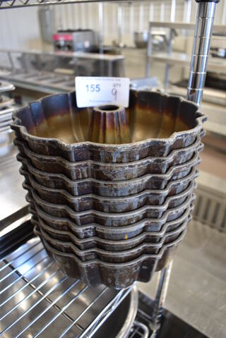 9 Metal Bundt Cake Baking Pans. 10.5x10.5x4. 9 Times Your Bid!