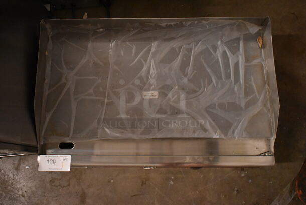 BRAND NEW SCRATCH AND DENT! Avantco 177EG30N Stainless Steel Commercial Countertop Electric Powered Flat Top Griddle. No Legs. 208/240 Volts, 1 Phase.  - Image 4 of 5