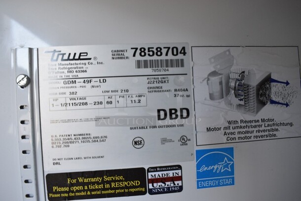 2013 True Model GDM-49F-LD Metal Commercial 2 Glass Door Reach In Freezer Merchandiser w/ Poly Coated Racks. 115/208-230 Volts, 1 Phase. 54x30x76.5. - Image 4 of 6