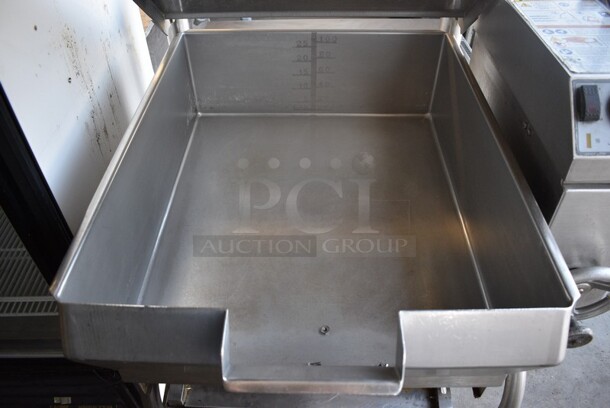 Cleveland Stainless Steel Commercial Propane Powered Floor Style Tilt Skillet/Braising Pan. 125,000 BTU. 115 Volts, 1 Phase. 35x38x43 - Image 4 of 12