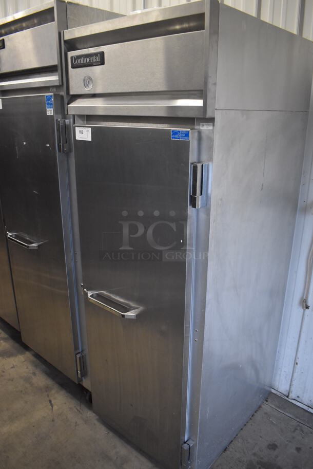 Continental 1FE Stainless Steel Commercial Single Door Reach In Freezer. 115 Volts, 1 Phase. 28.5x36x77.5. Tested and Working!