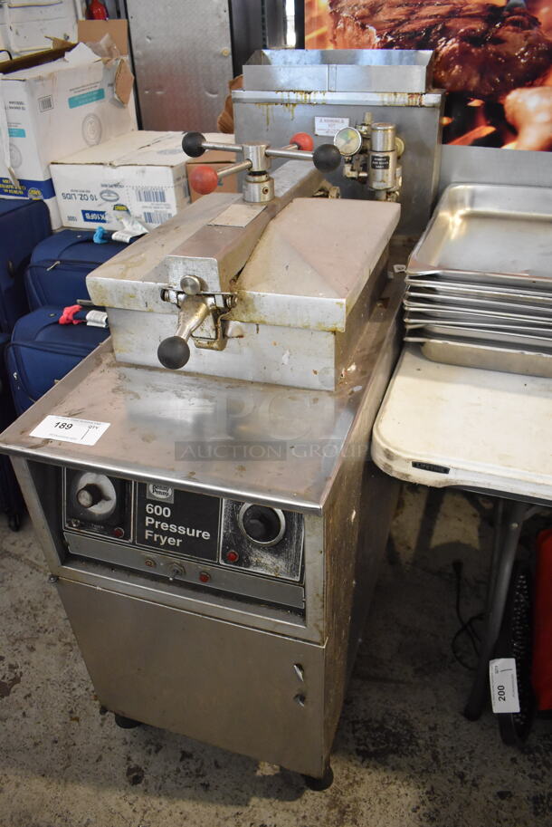 Henny Penny 600 Stainless Steel Commercial Floor Style Natural Gas Pressure Fryer on Commercial Casters. 80,000 BTU. 18x40x48 - Image 3 of 10