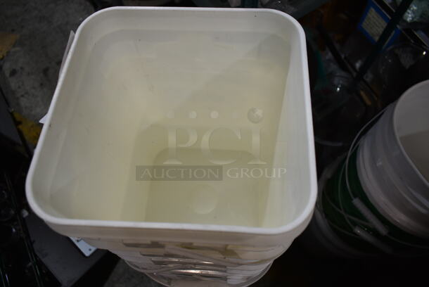 ALL ONE MONEY! Lot of Poly Buckets - Image 7 of 8