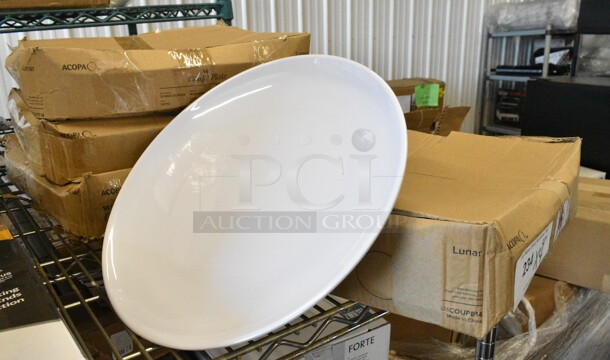 4 Box of 6 BRAND NEW IN BOX! 304MCOUPE14 Acopa Lunar 14" Round White Coupe Melamine Plate. 4 Times Your Bid!  - Image 2 of 3