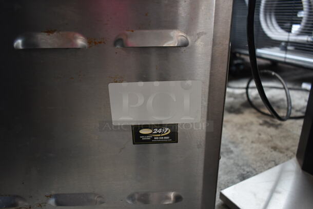 Hatco Stainless Steel Commercial Countertop Warming Display. Tested and Working! - Image 5 of 5