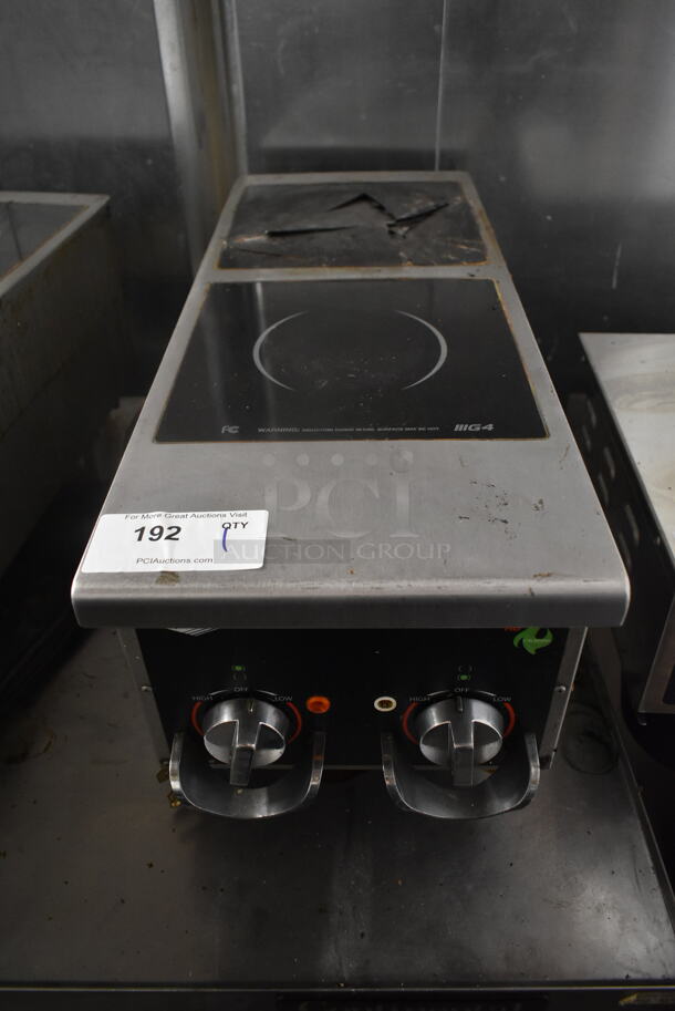 Vollrath 912HIMC Stainless Steel Commercial Countertop Electric Powered 2 Burner Induction Range. Back Burner Has Damage; See Pictures. 208/240 Volts.