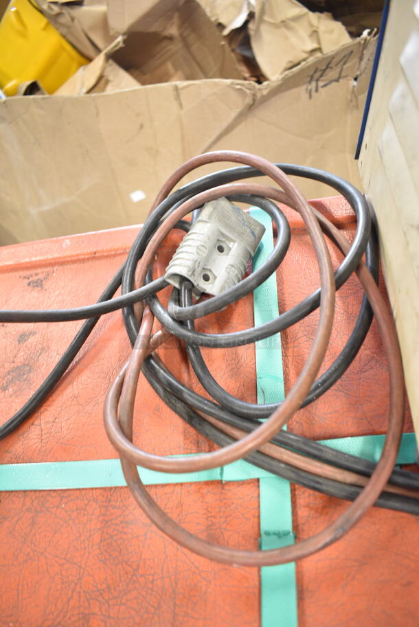 Minuteman MC833470 Metal Commercial Floor Cleaning Machine w/ Chloride Systems AG-18-250 Charger. 115 Volts, 1 Phase.  - Image 3 of 10