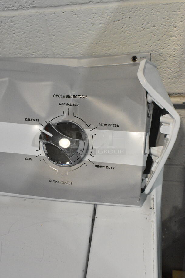 BRAND NEW SCRATCH AND DENT! 2024 Alliance AWN632SP116TW02 TC5003WN 3.2 cu. ft. 27" Top Load Washer with Classic Clean - Free Use. See Pictures for Dents. 120 Volts, 1 Phase.  - Image 5 of 8