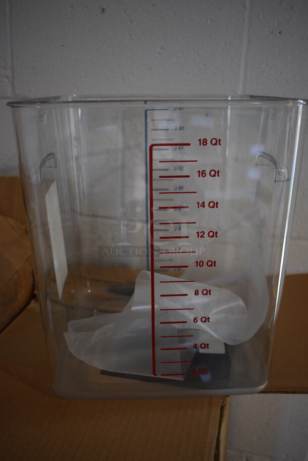 6 BRAND NEW IN BOX! Rubbermaid Clear Poly 18 Quart Containers. 10.5x11x12. 6 Times Your Bid!