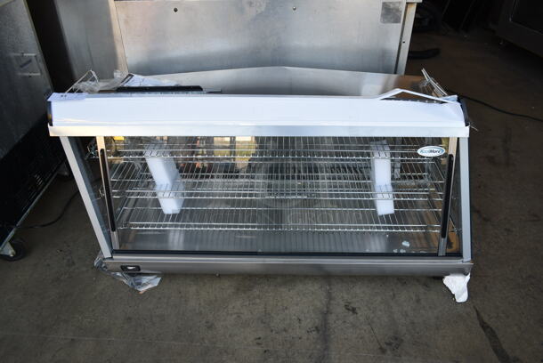 BRAND NEW SCRATCH AND DENT! KoolMore HDC-6C-SS Stainless Steel Commercial Countertop Warming Display Case Merchandiser. 110-120 Volts, 1 Phase. Tested and Powers On But Does Not Get Warm - Image 1 of 5
