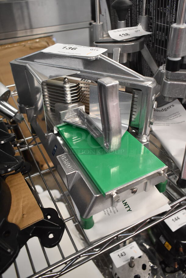 BRAND NEW SCRATCH AND DENT! Garde Metal Commercial Countertop Tomato Slicer.  - Image 2 of 4