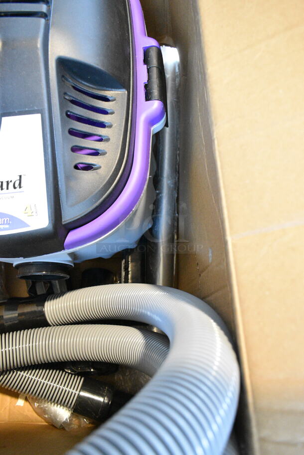 BRAND NEW SCRATCH AND DENT! Pro Guard Pro Team 107128 4 Gallon ProGuard 4 Portable Wet / Dry Vacuum Cleaner. 120 Volts, 1 Phase. Tested and Working! - Image 5 of 6