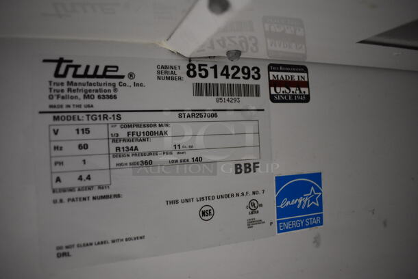 2011 True TG1R-1S Stainless Steel Commercial Single Door Reach In Cooler w/ Poly Coated Racks on Commercial Casters. 115 Volts, 1 Phase. 29x35x83. Tested and Working! - Image 6 of 6
