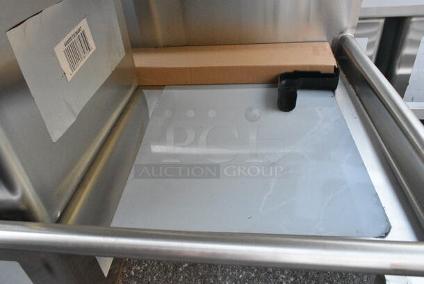 BRAND NEW SCRATCH AND DENT! Regency 600DDTS384RT 16-Gauge 7' Soiled / Dirty Dish Table with 3-Compartment Sink - 16" x 20" x 14" Bowls - Right Drainboard. No Legs.  - Image 8 of 10