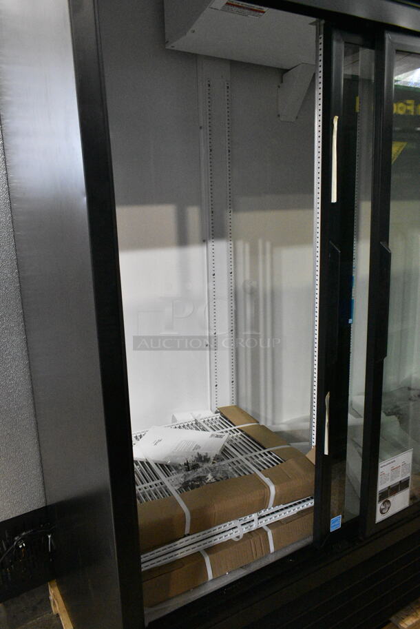 BRAND NEW SCRATCH AND DENT! 2024 True GDM-49 Metal Commercial 3 Door Reach In Cooler Merchandiser w/ Poly Coated Racks. 115 Volts, 1 Phase. Tested and Working! - Image 6 of 7
