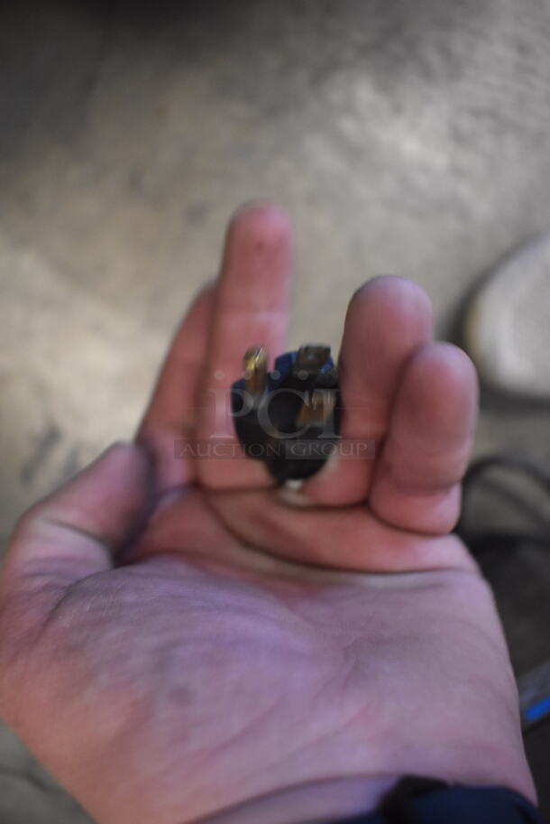 Bunn G92 HD Countertop Coffee Bean Grinder. 120 Volts 1 Phase Tested and Working! - Image 7 of 7