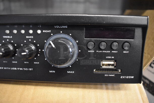 BRAND NEW IN BOX! Pyle PCAU46BA Stereo Power Amplifier. 8.5x5.5x2.5 - Image 4 of 6
